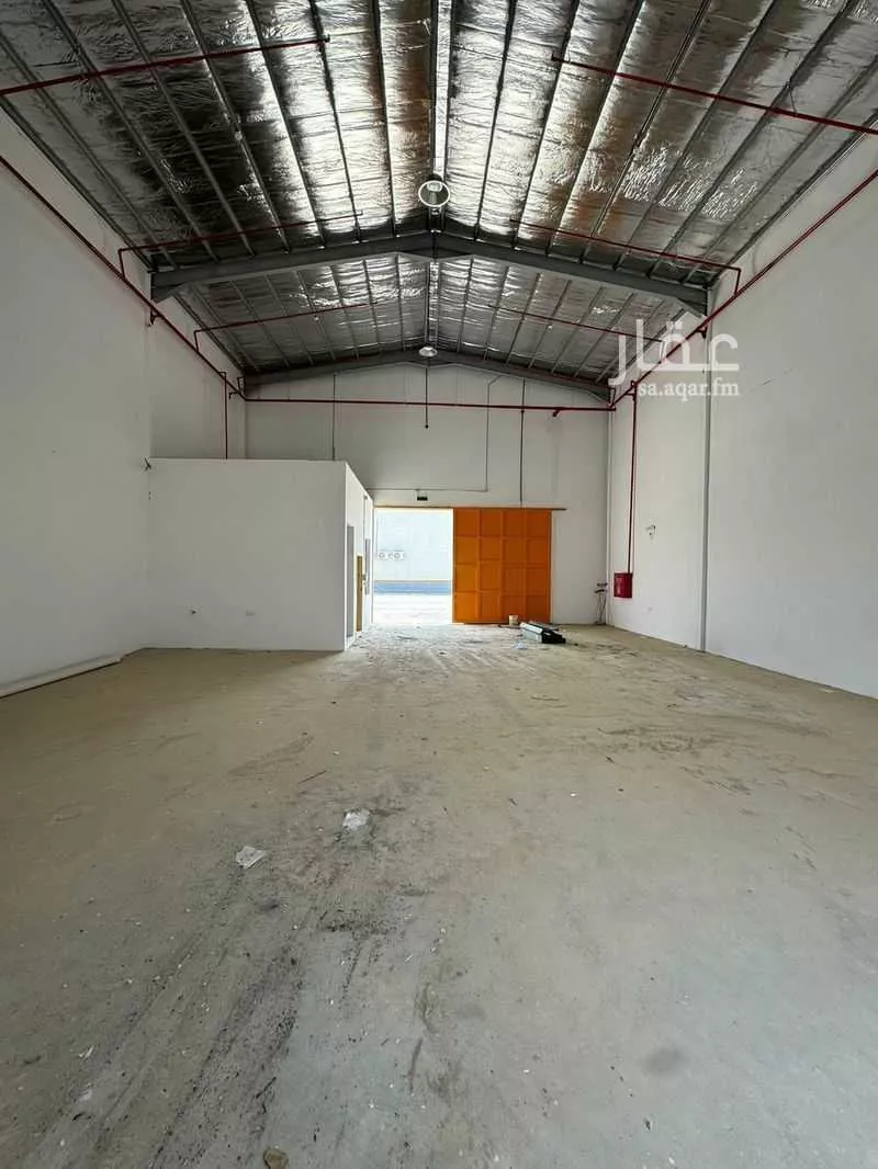 warehouse in Al Misfat, Riyadh 5