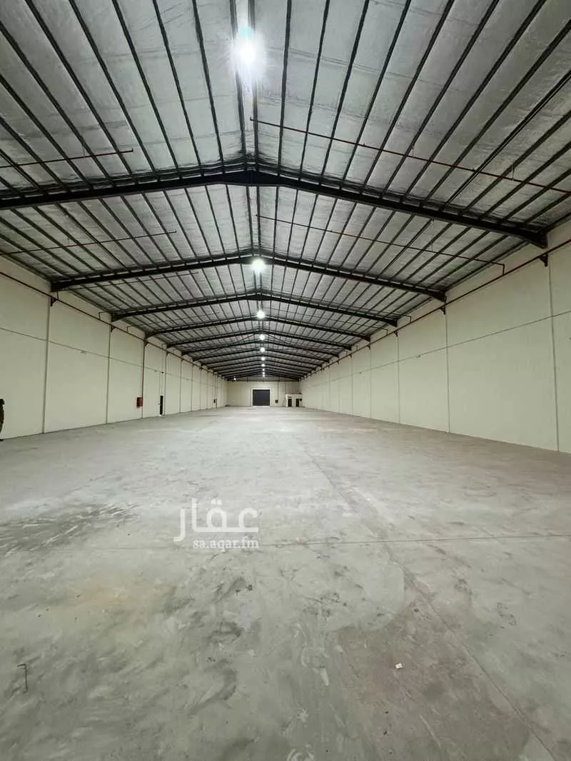 4927 sqm warehouse in Al Ghnamiah 4