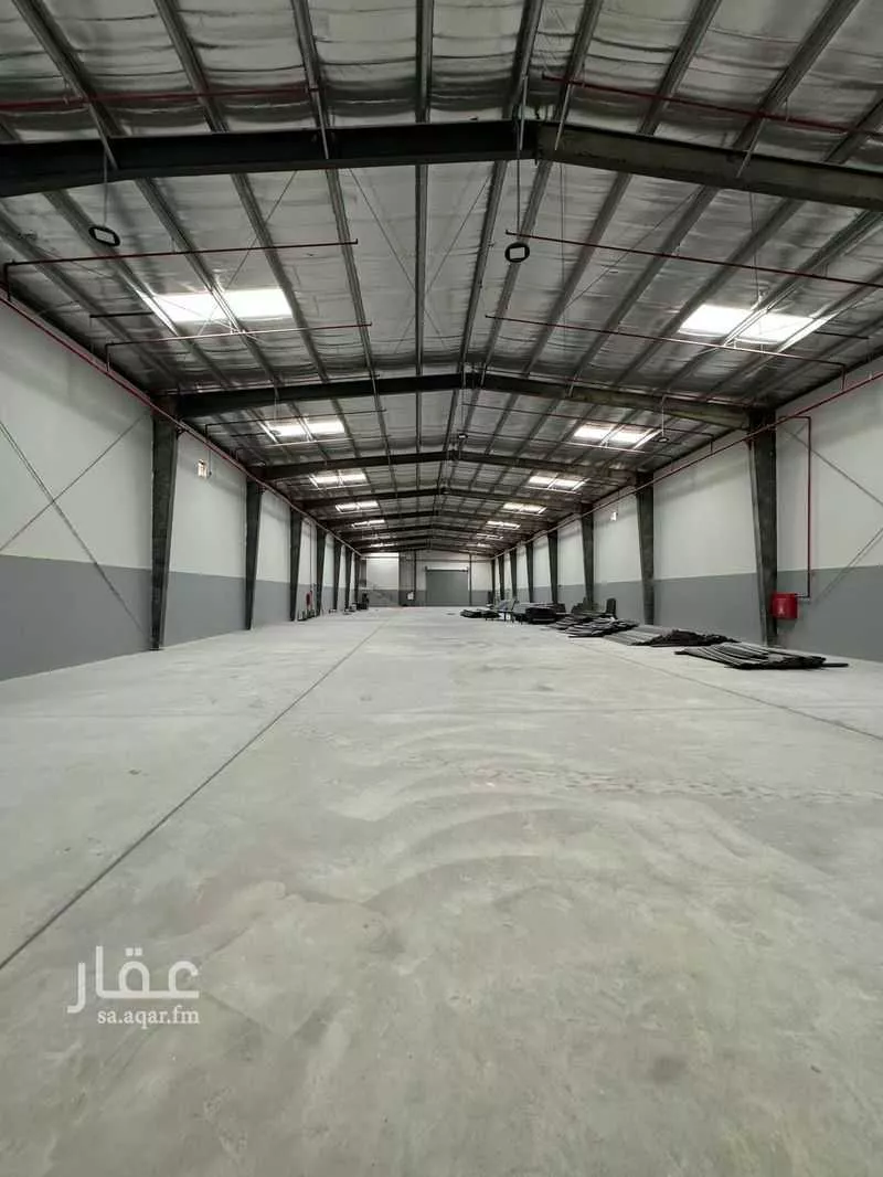 4250 sqm warehouse in Taibah 3