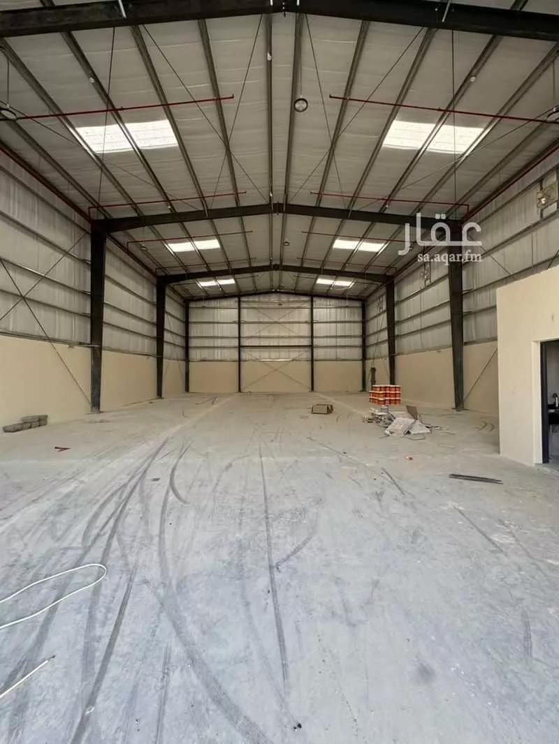 1851 sqm warehouse in An Nadhim 3