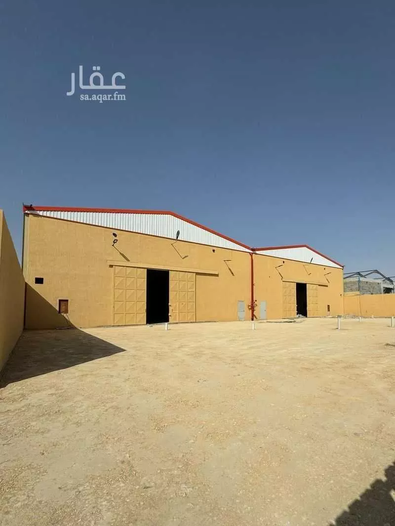 مستودع 1600 م² في المصفاة 2