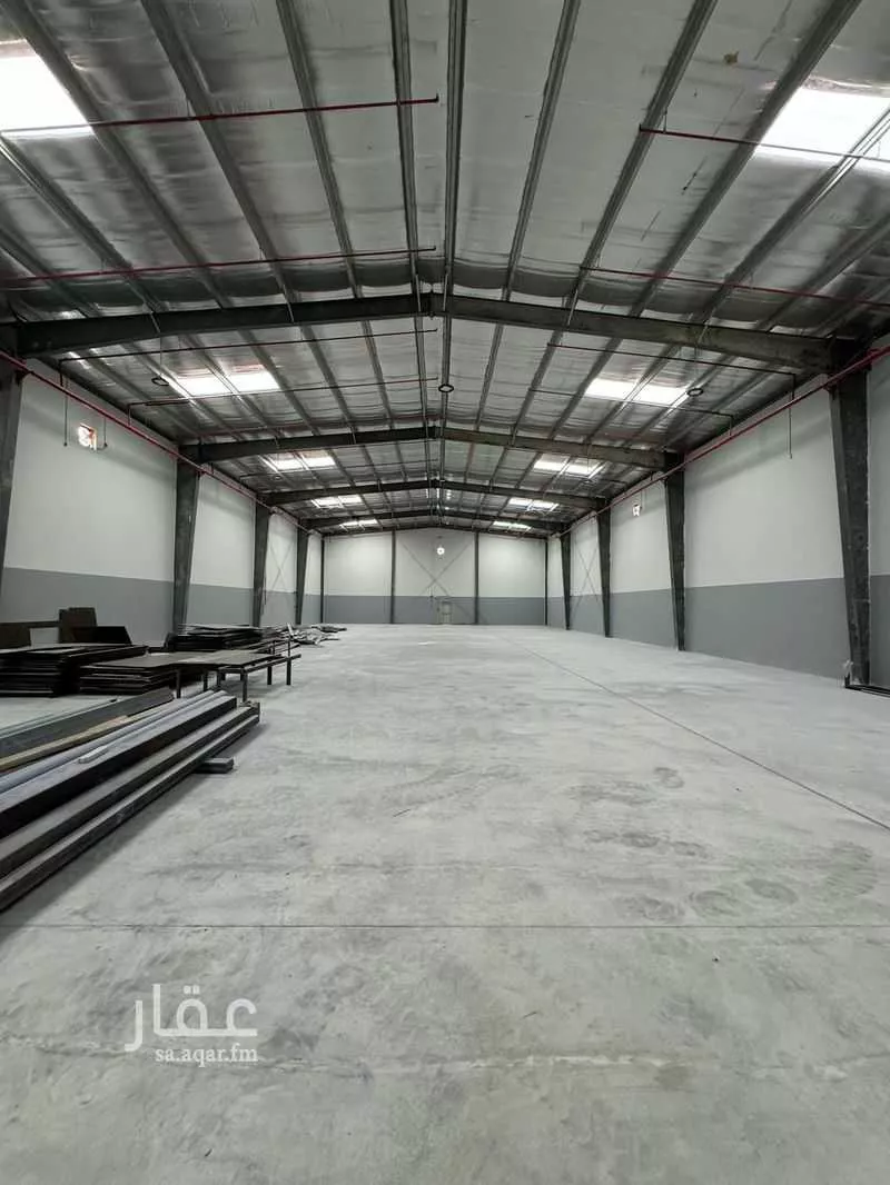 4250 sqm warehouse in Taibah 5