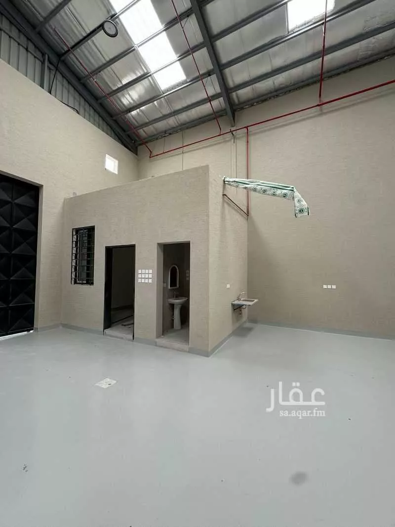 400 sqm warehouse in Al Misfat 5