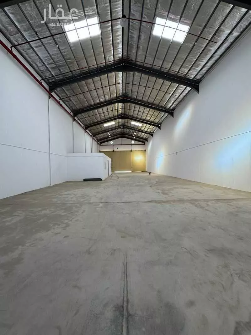 2 bedroom warehouse in Mansuriyah, Riyadh 5