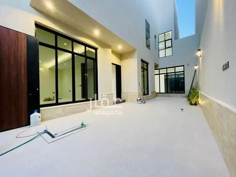 فيلا 5 غرف في المهدية 3