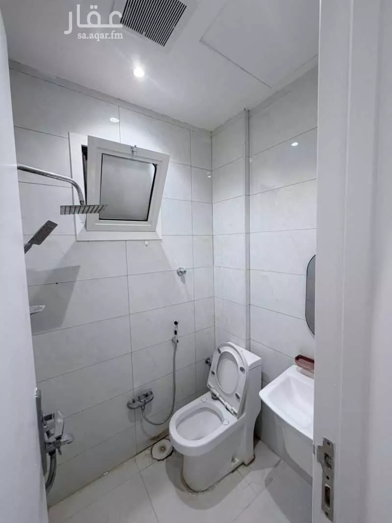 4 bedroom apartment in Al Sulaimaniyyah, Riyadh 18