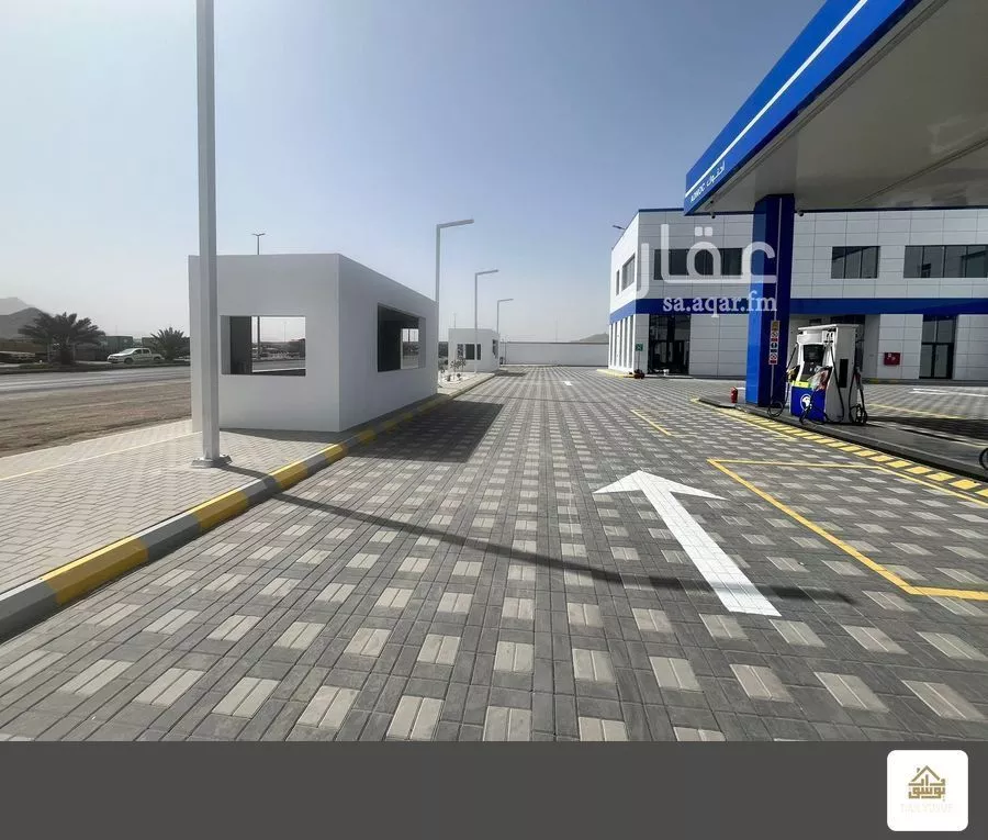 7033 sqm warehouse in Al Aziziyah 4