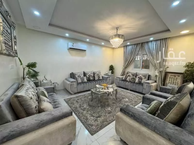 عمارة 420 م² في نبلاء 2