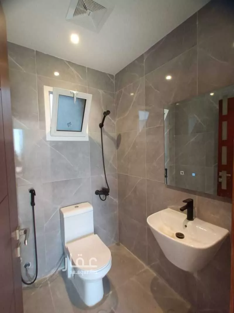 5 bedroom apartment in Taibah 5