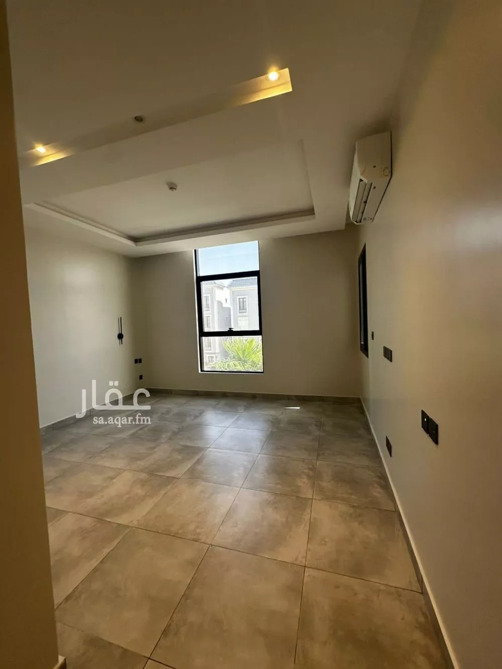 شقة 3 غرف في الملقا 3