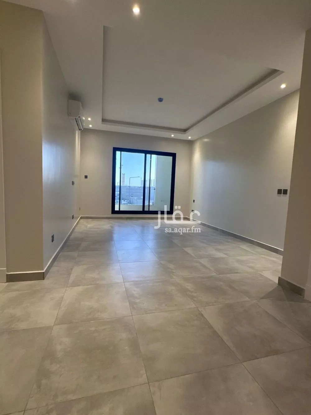 شقة 3 غرف في الملقا 5