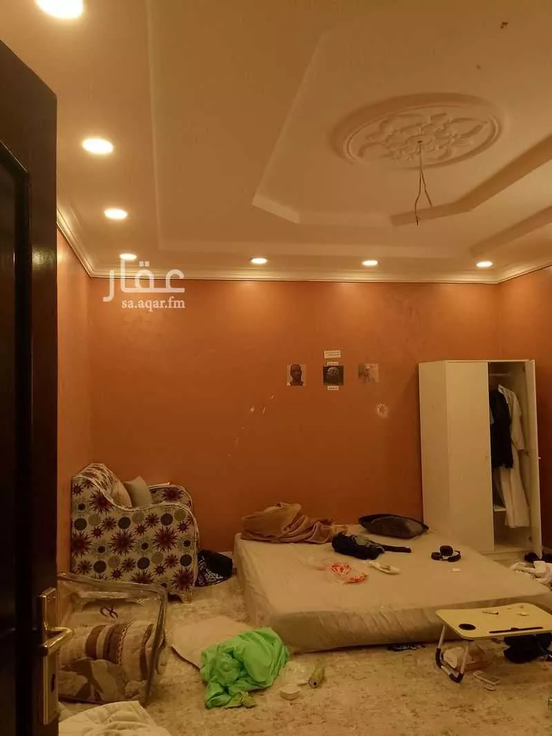 فيلا 7 غرف في الدفاع 4