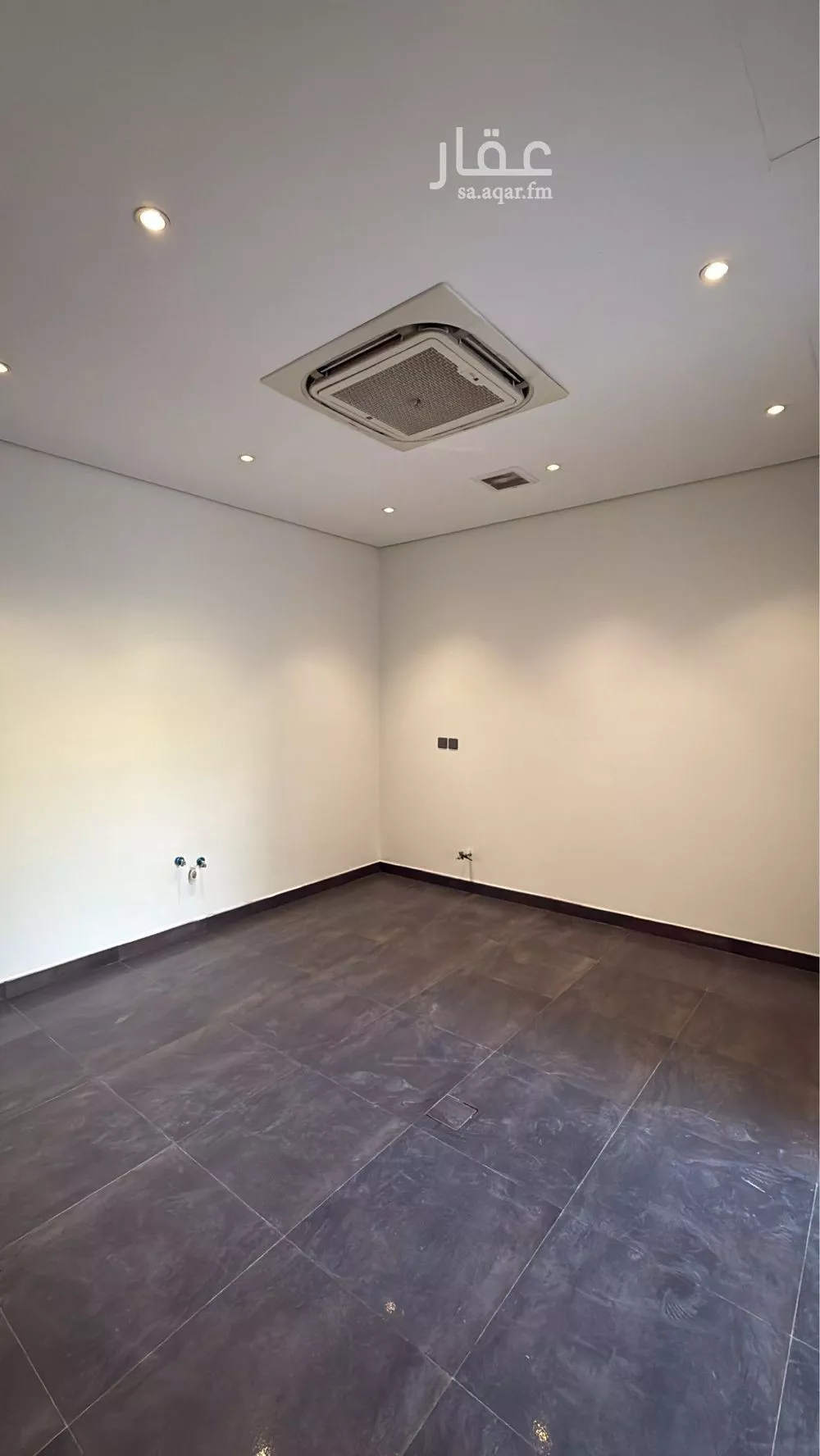 فيلا 5 غرف في العارض 5