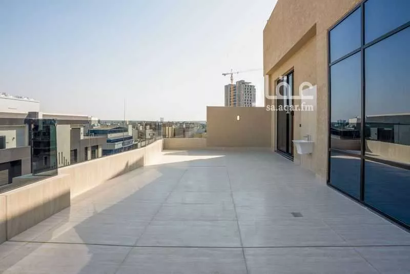 شقة 6 غرف في الحمراء 2