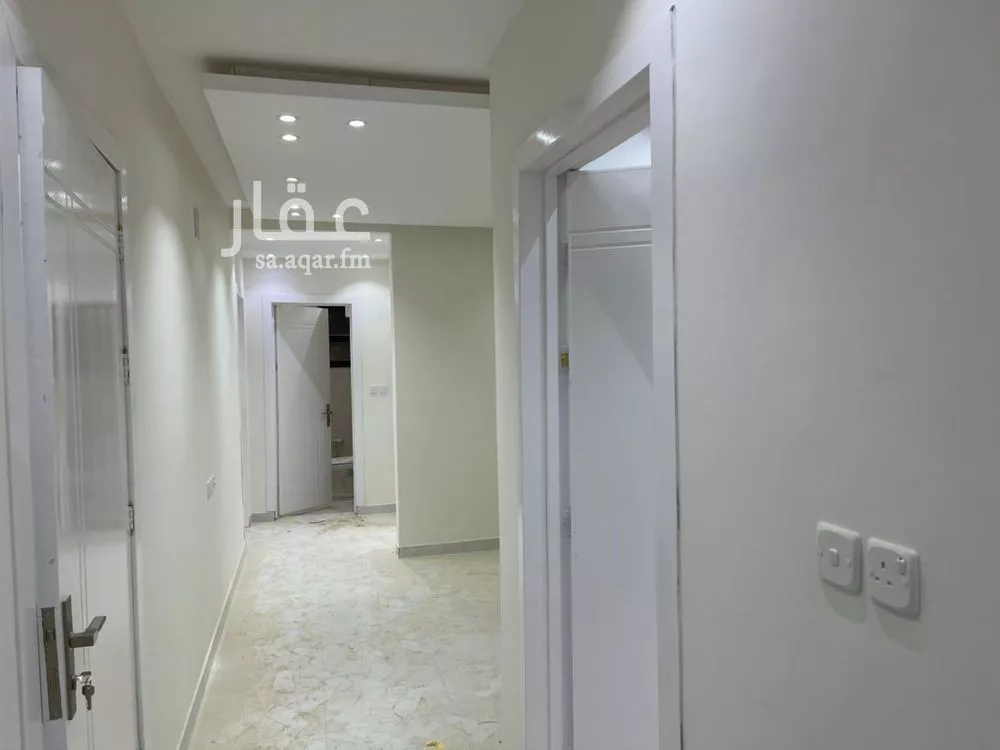 3 bedroom floor in Al Munsiyah 2