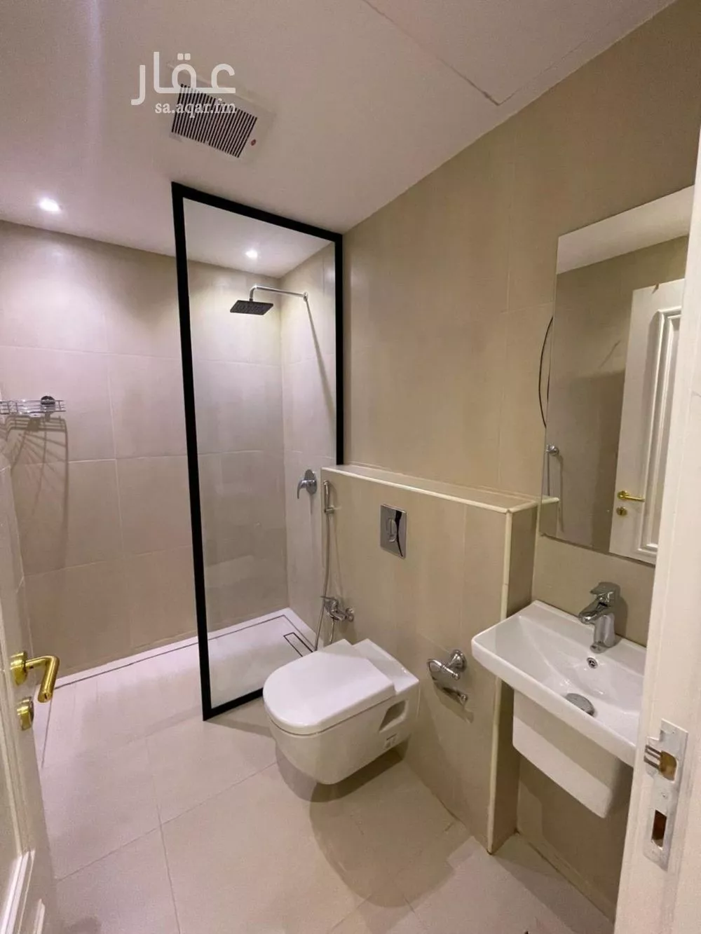 4 bedroom apartment in Al Malqa 5