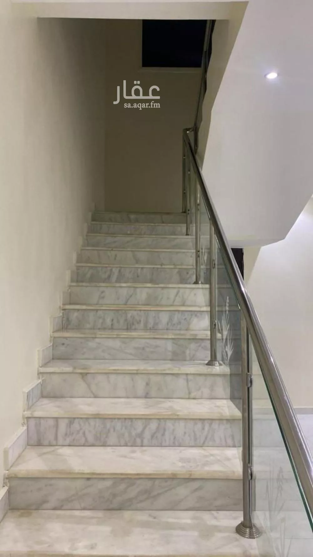 فيلا 3 غرف في الرمال 4