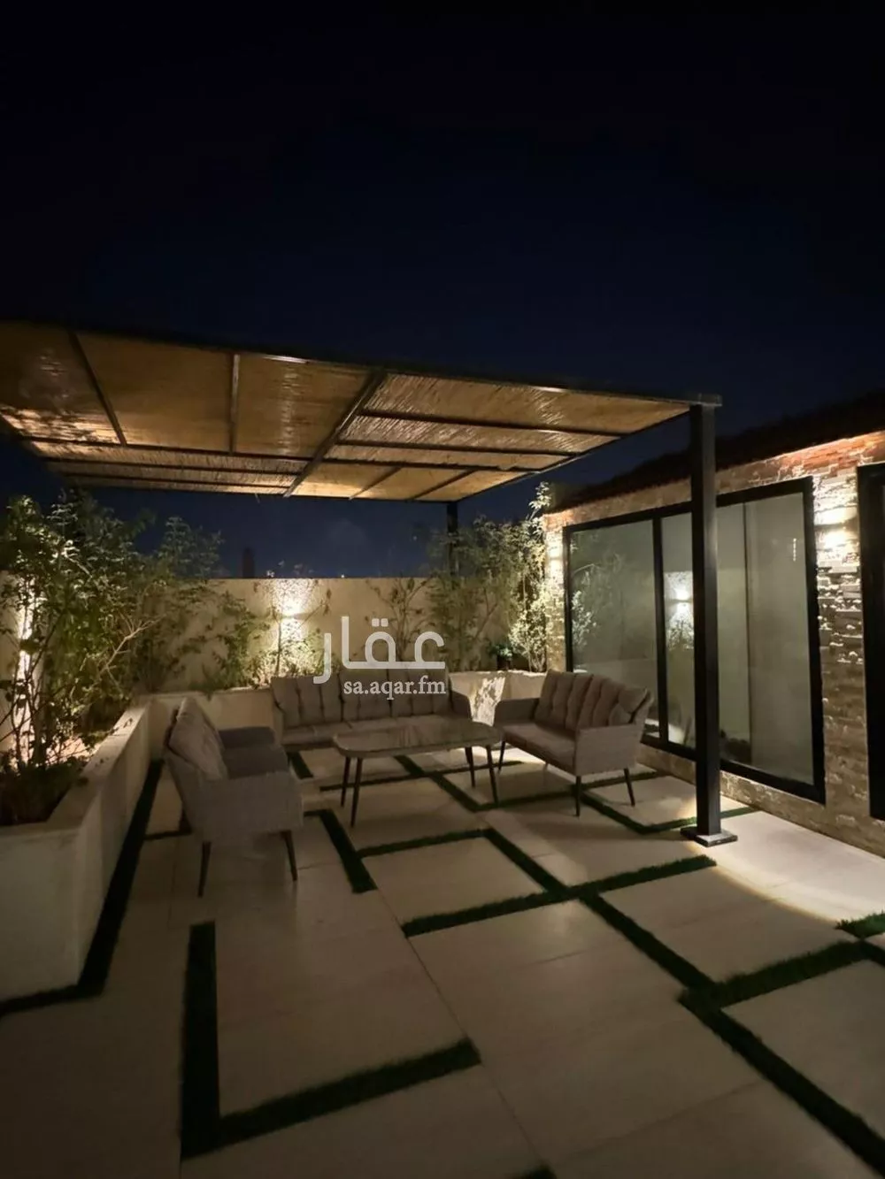 شقة 5 غرف في الملقا 5