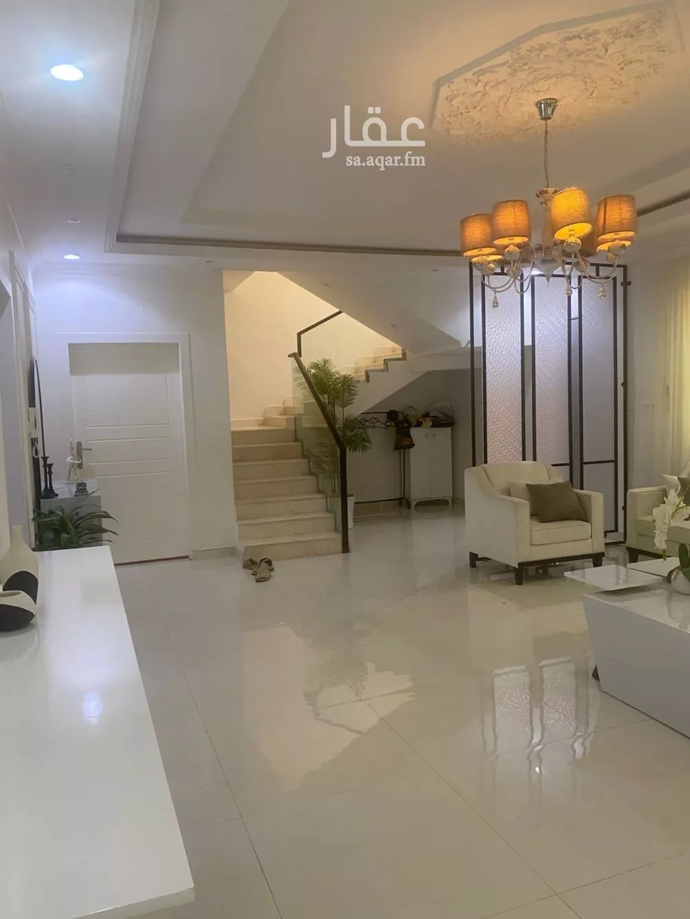 فيلا 8 غرف في الرمال 1