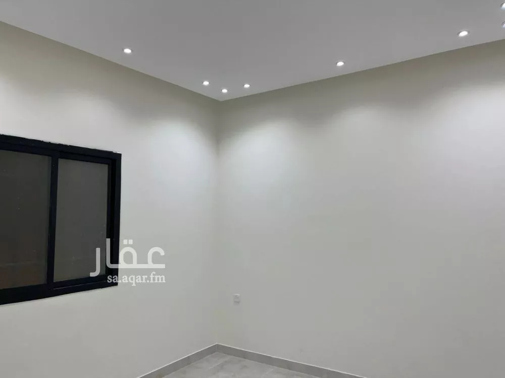 3 bedroom floor in Al Munsiyah 3