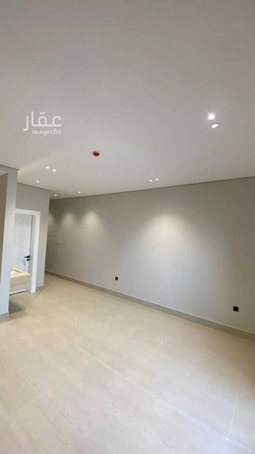 شقة 4 غرف في الرمال 1