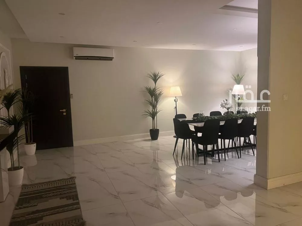 فيلا 6 غرف في الروضة 2