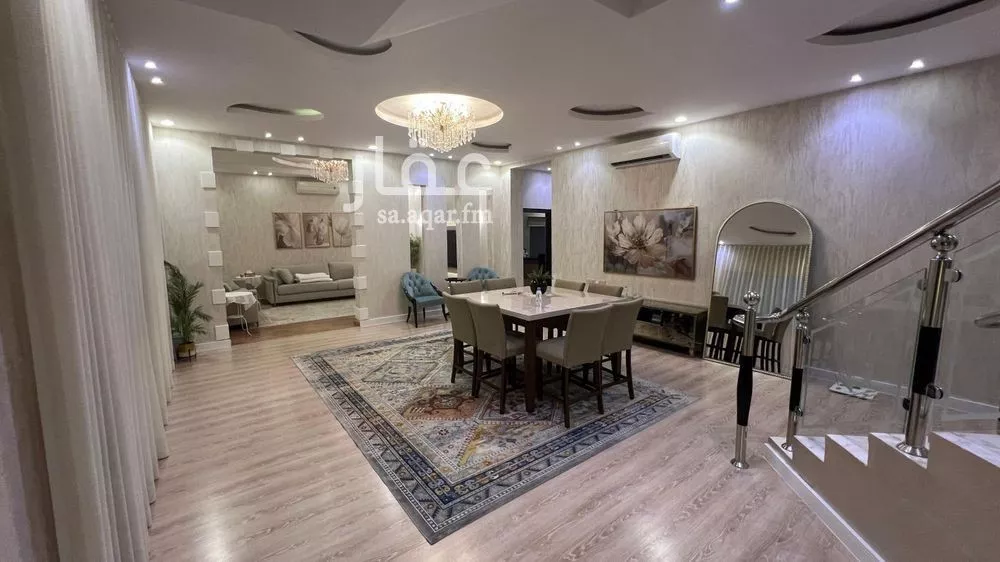 فيلا 8 غرف في العارض 2