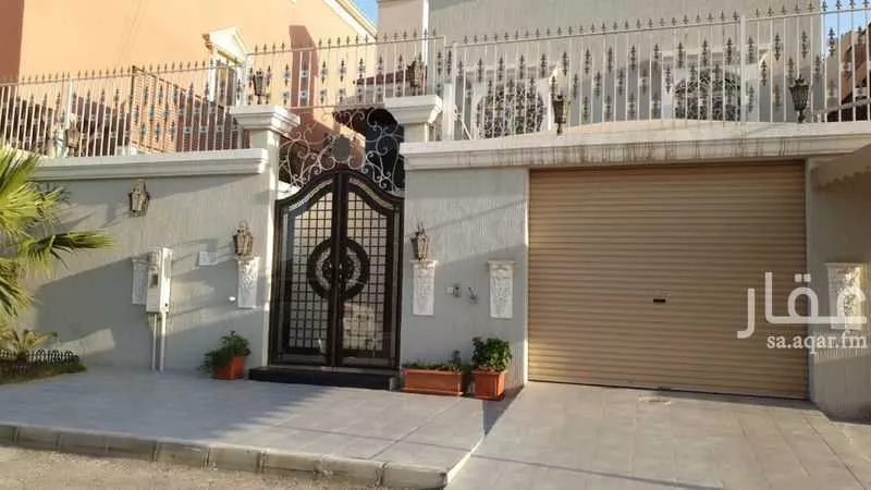 فيلا 8 غرف في الشاطئ الشرقي