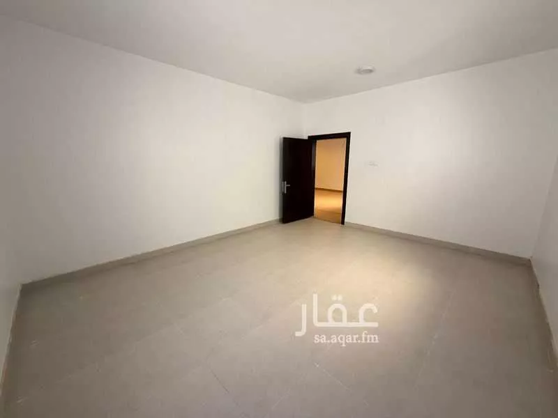 فيلا 11 غرف في العليا 3