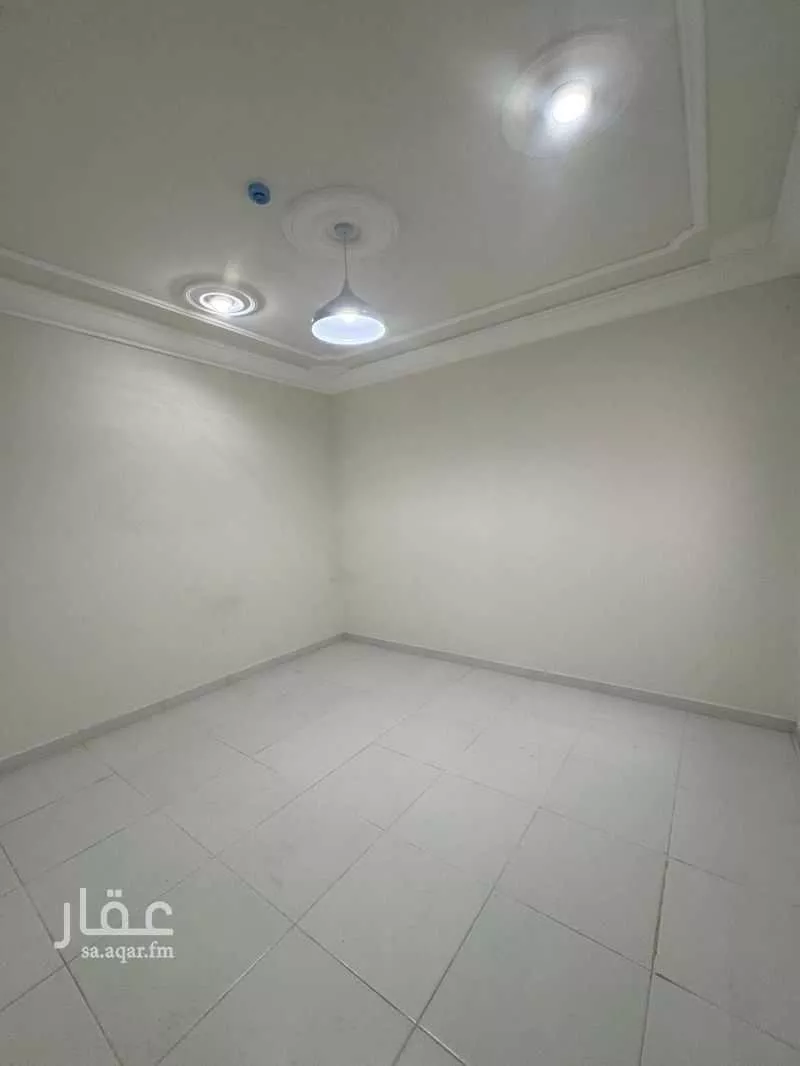 3 bedroom apartment in King Faisal, Riyadh 7