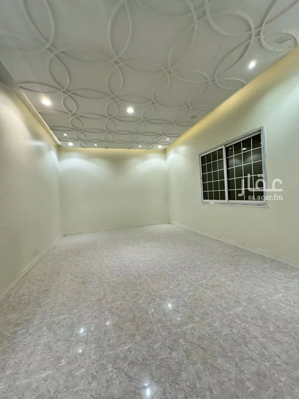 فيلا 7 غرف في العارض 5