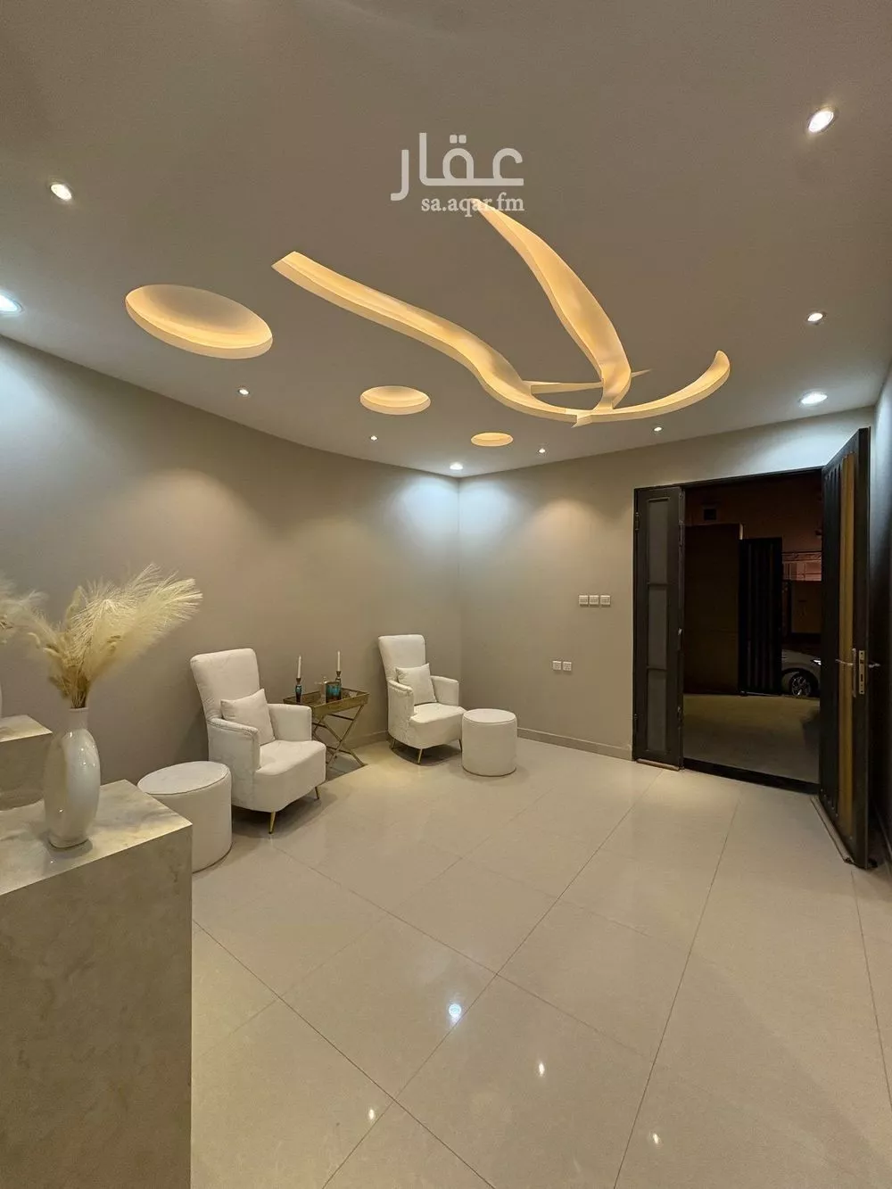 9 bedroom villa in Al Narjis 5