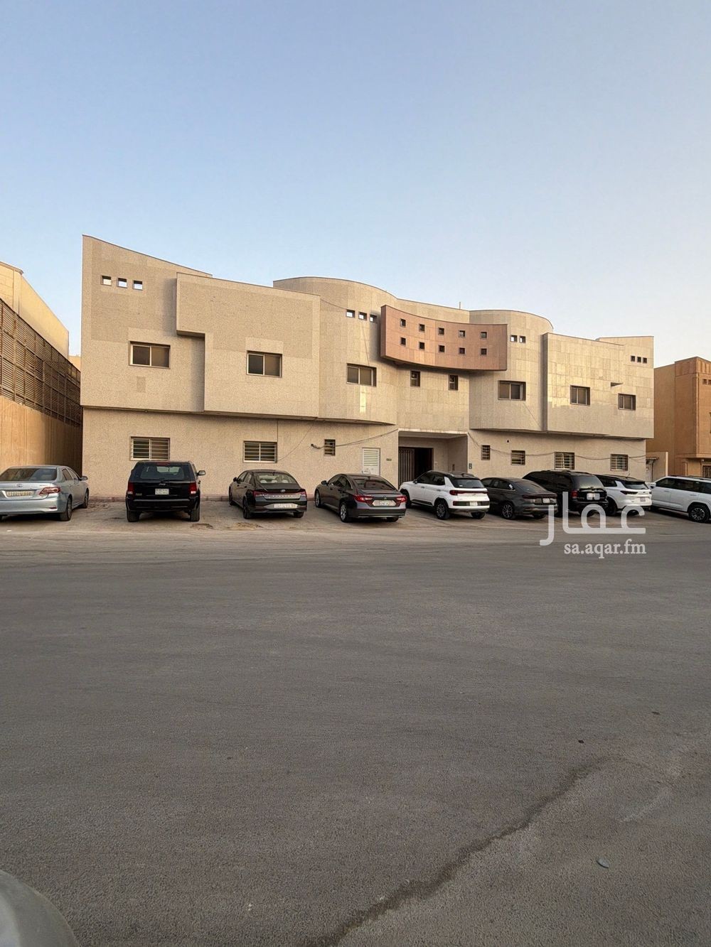 4 bedroom apartment in Al Ghadir, Riyadh 14