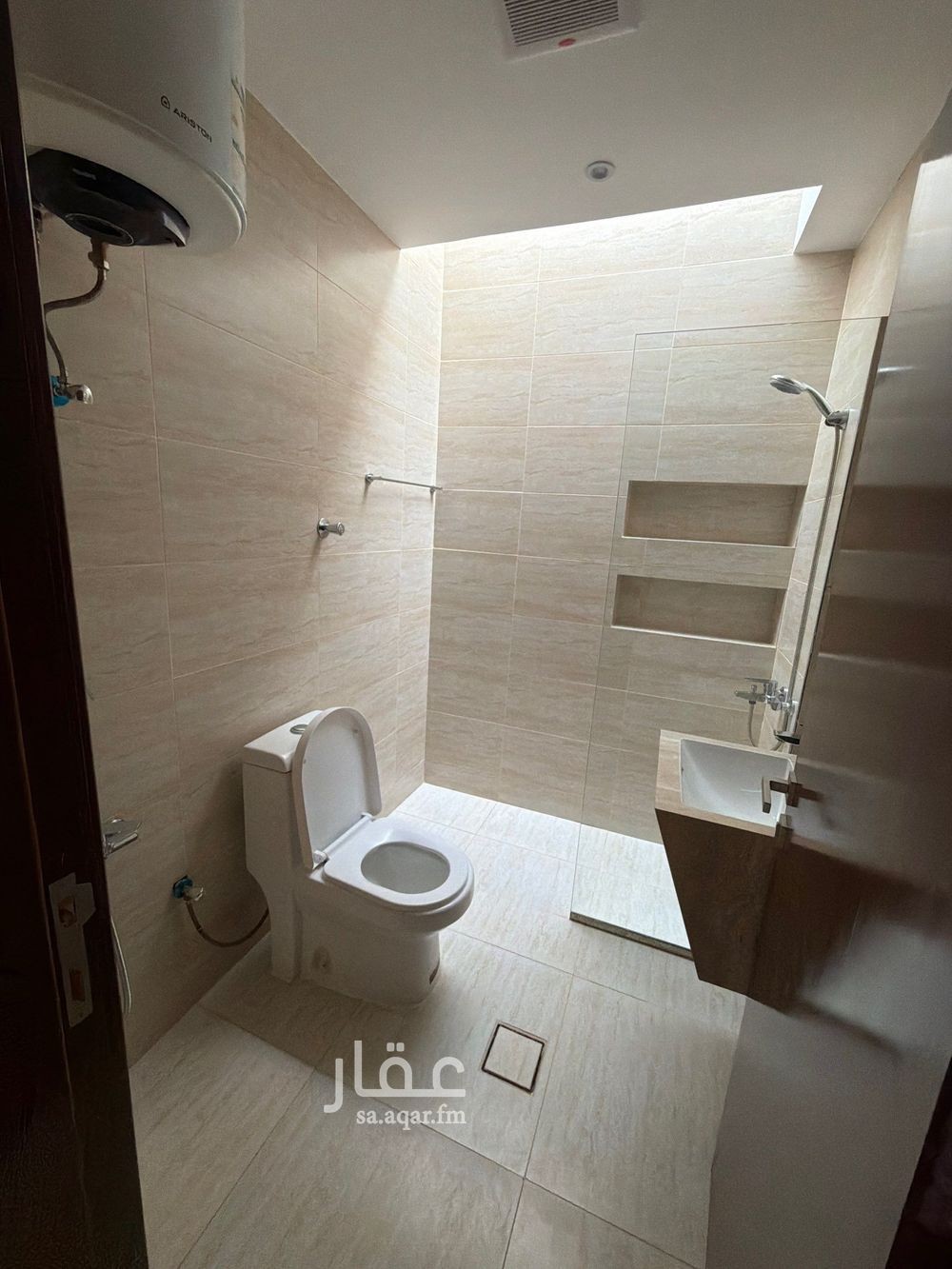 4 bedroom apartment in Al Ghadir, Riyadh 7