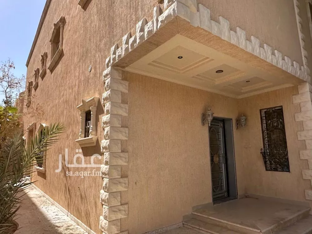 فيلا 12 غرف في العقيق 5