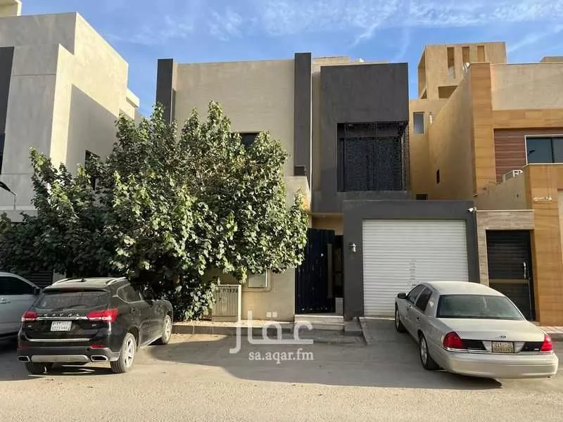 شقة 7 غرف في العارض 5