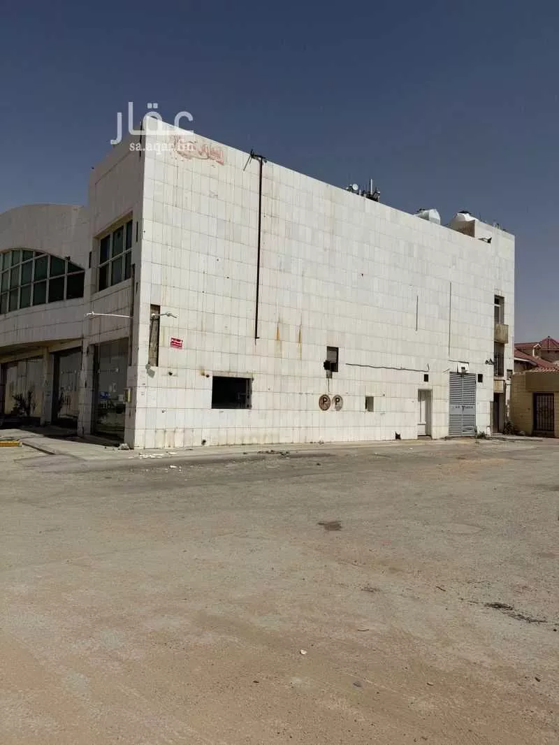 عمارة 2800 م² في الرمال 2