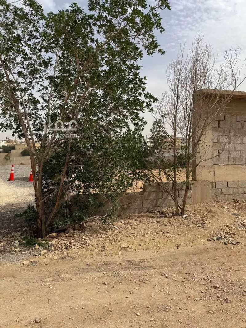 أرض 772 م² في العريجاء 5