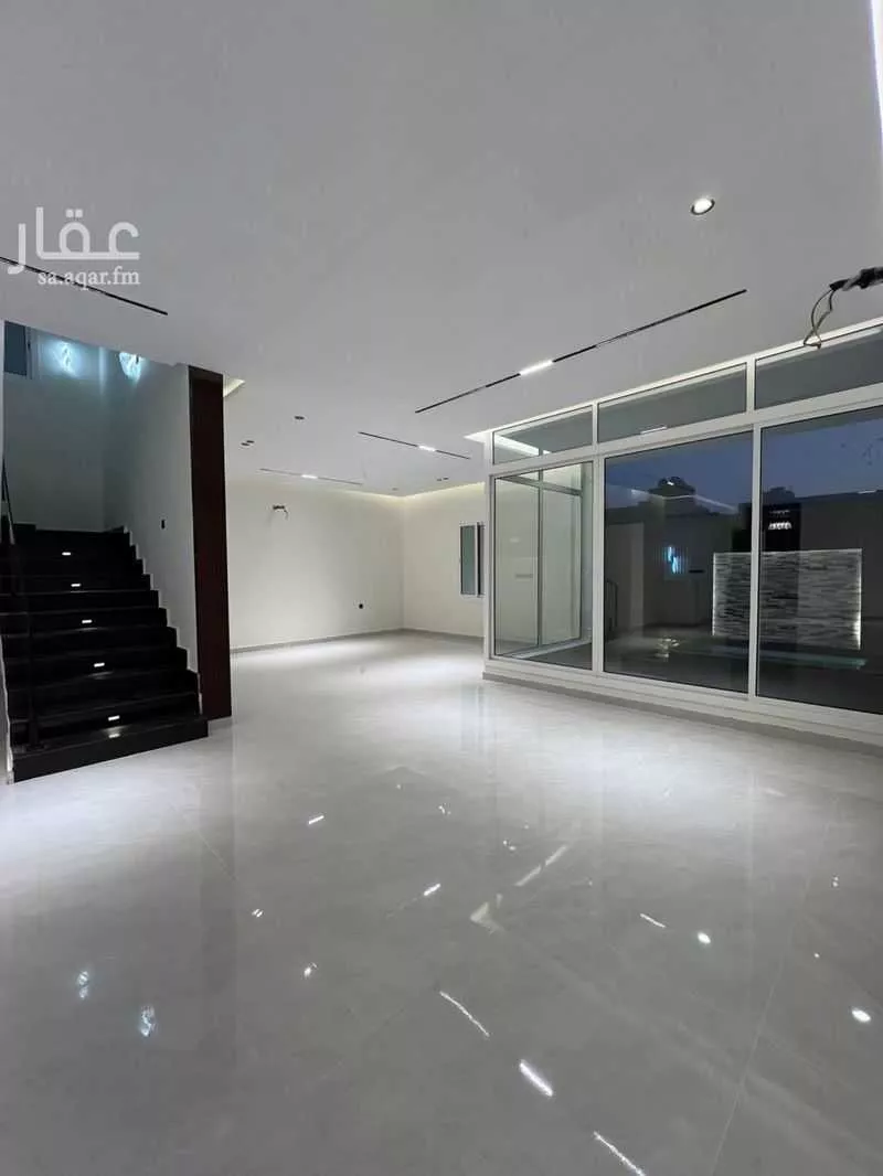 فيلا 8 غرف في الزمرد 5