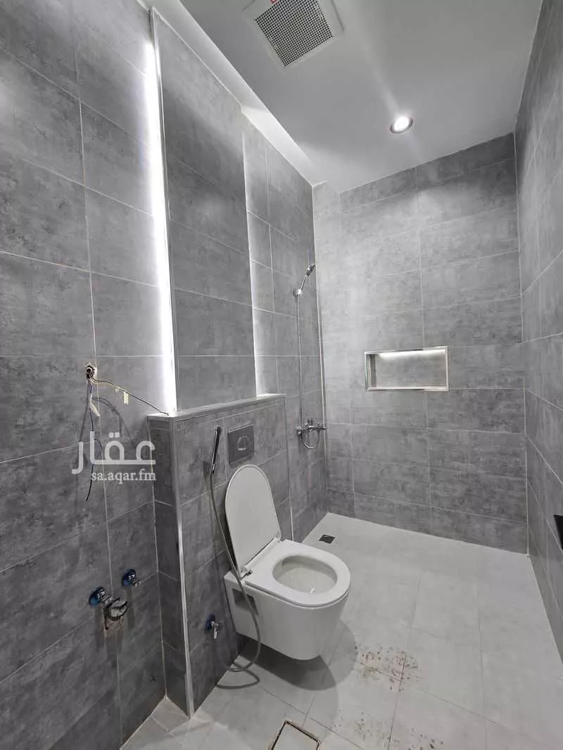 4 bedroom apartment in Al Bashaer, Jeddah 8