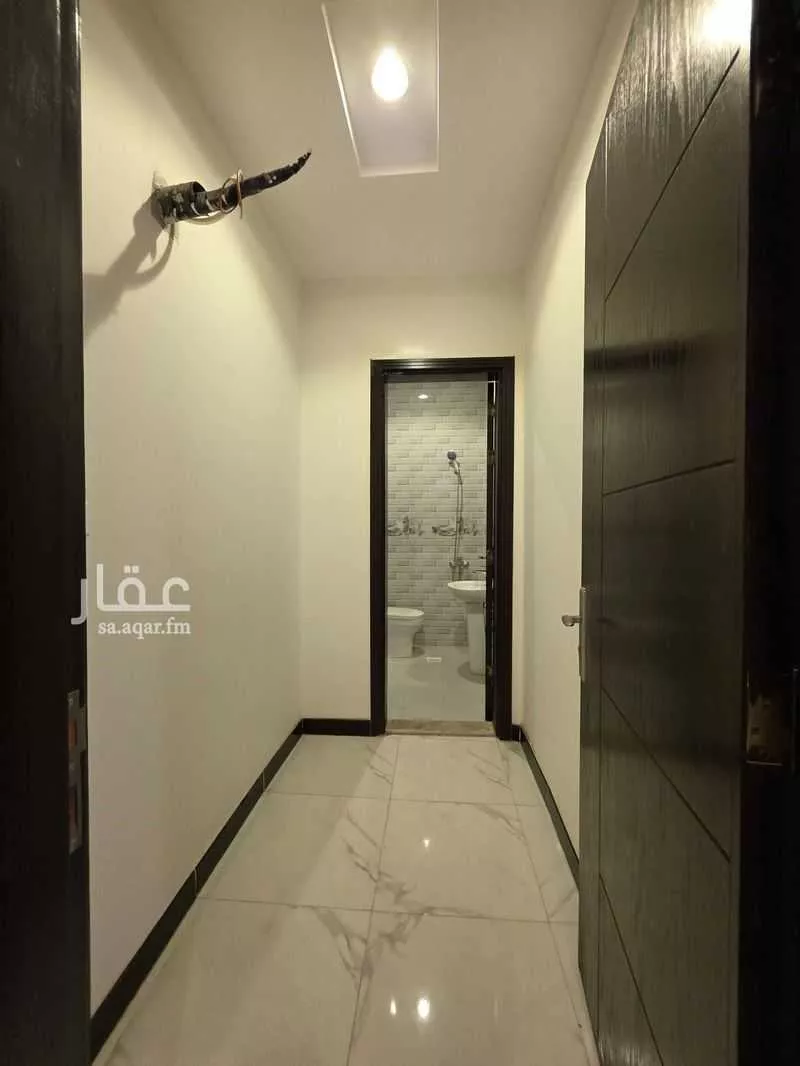 شقة 5 غرف في الريان 5