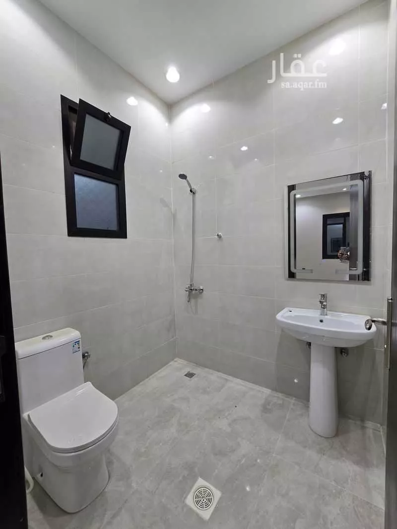 فيلا 5 غرف في الصالحية 4