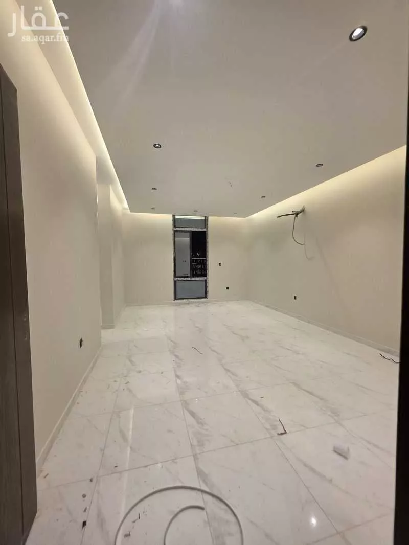 شقة 6 غرف في طيبة 4