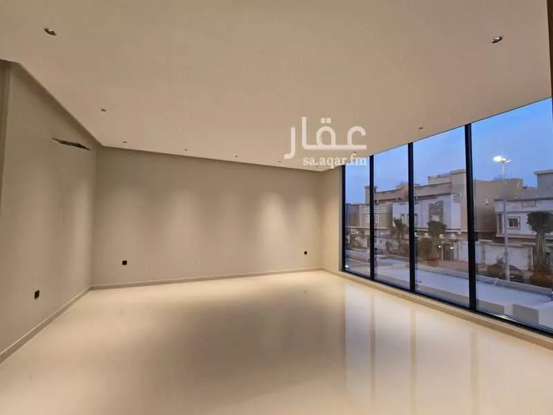 شقة 15 غرف في طيبة 3