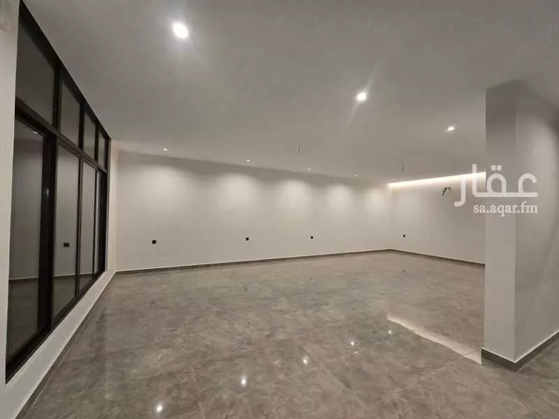 شقة 13 غرف في الصالحية 4