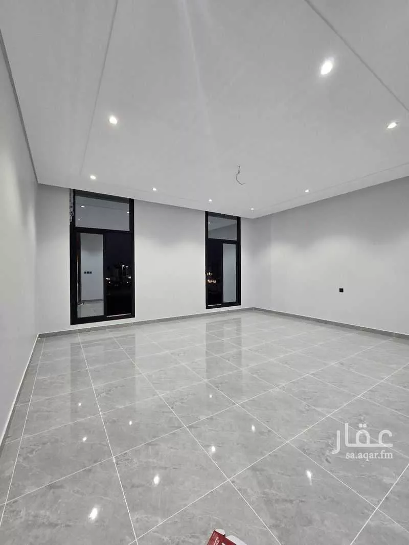 فيلا 14 غرف في الصالحية 5