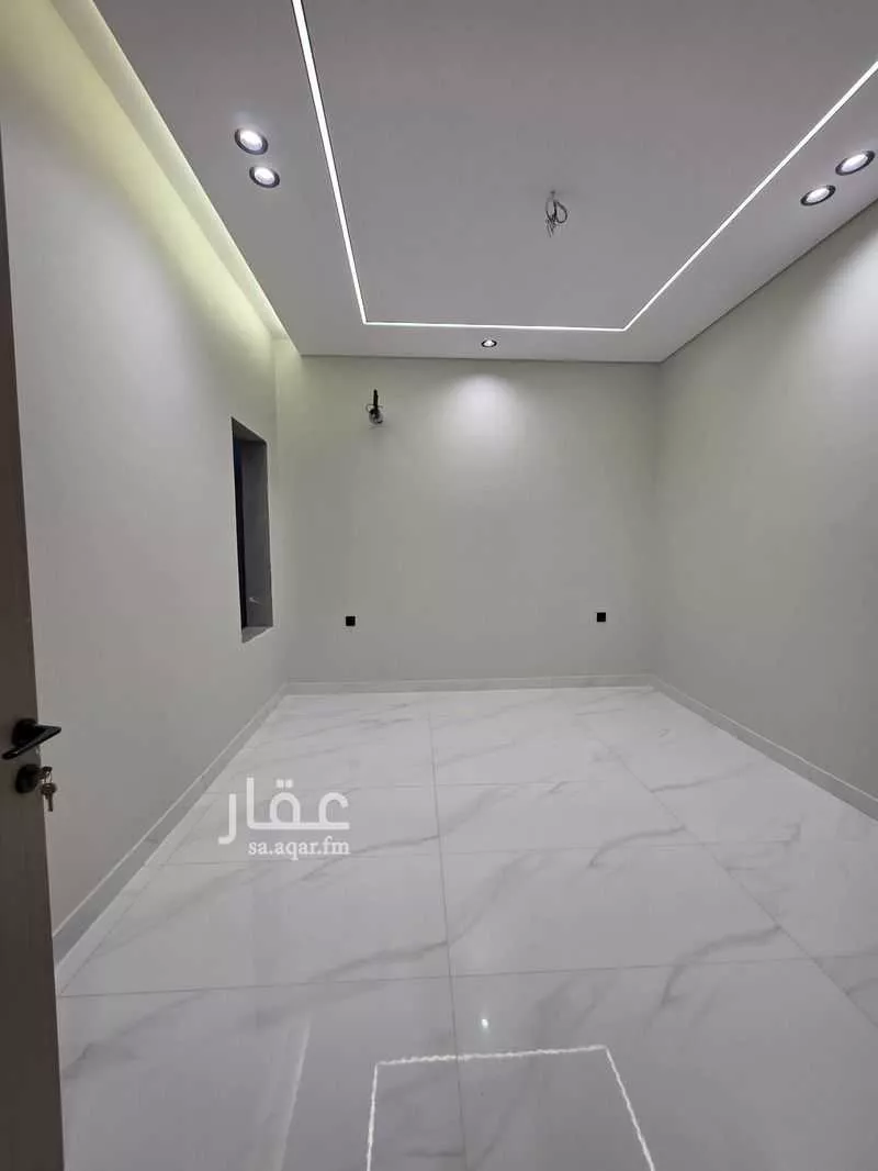 فيلا 8 غرف في الصالحية 3