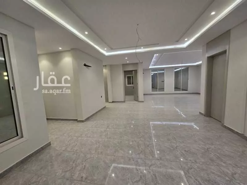 8 bedroom villa in Al Rahmaniyyah, Jeddah 5