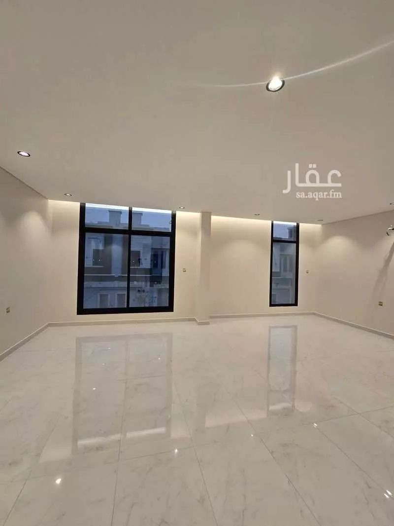 8 bedroom villa in Al Rahmaniyyah 3