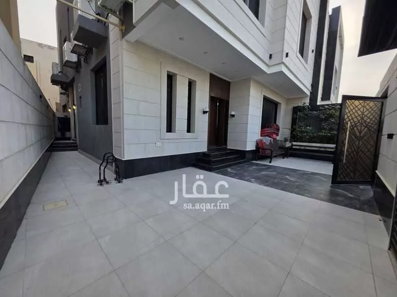 عمارة 600 م² في المحمدية 2